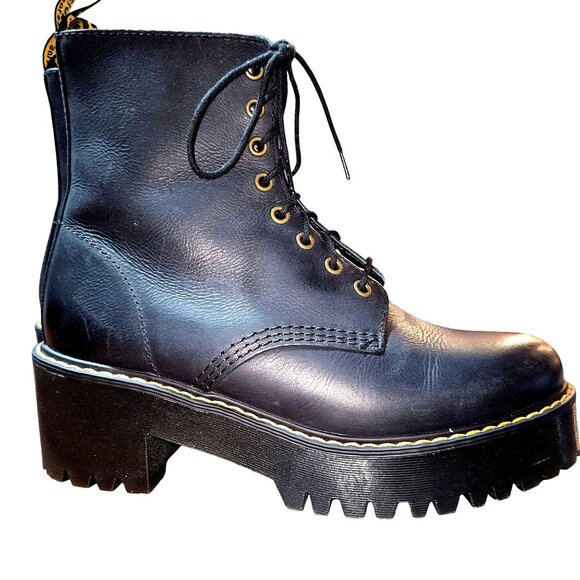 Dr. Martens Shriver Hi Women's Chunky Black Leather Boots SZ 10 Femininity but T - Picture 11 of 16